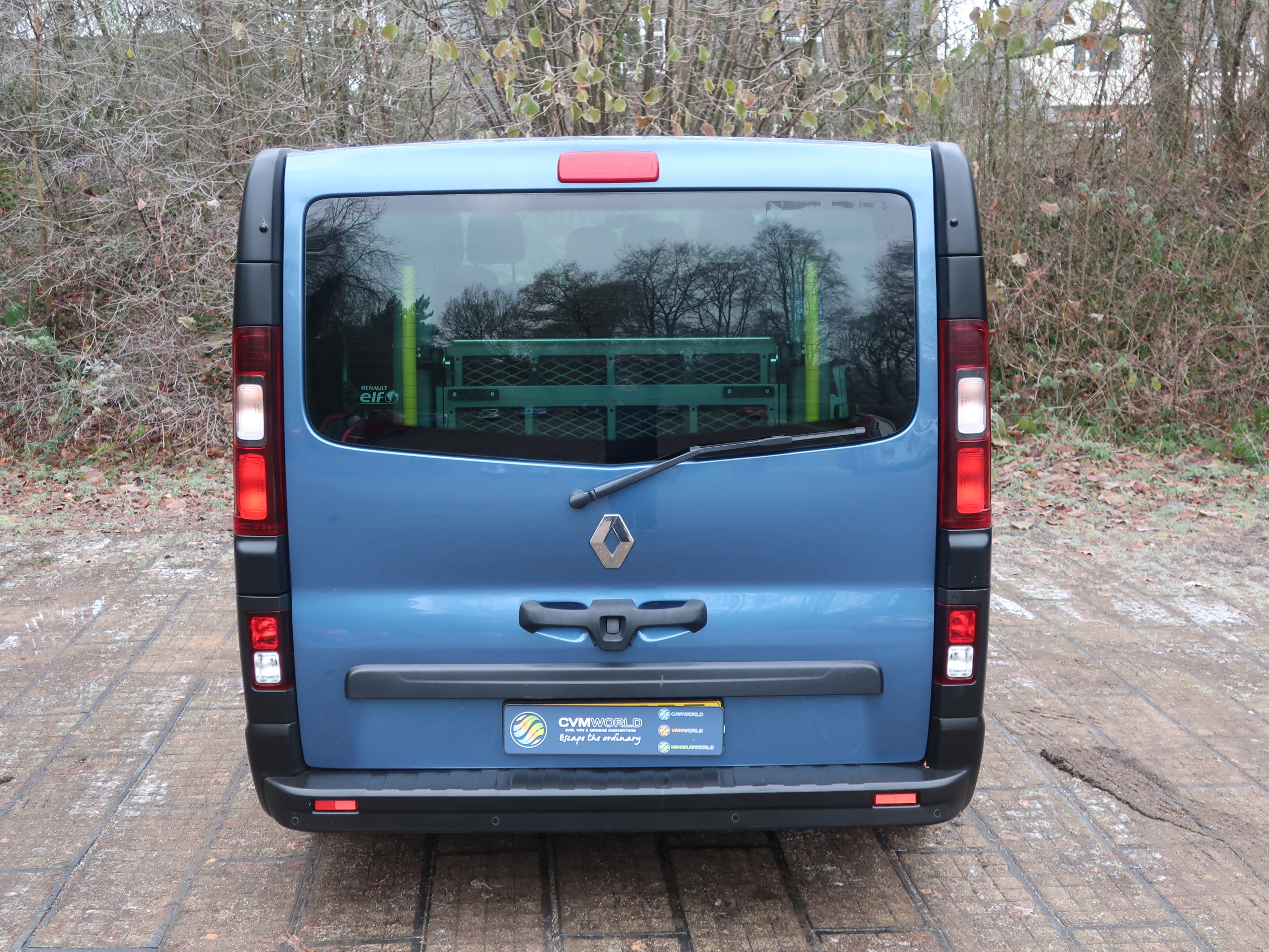 Renault-Trafic-Blue-Wheelchair-Accessible-9-Seat-External-Rear